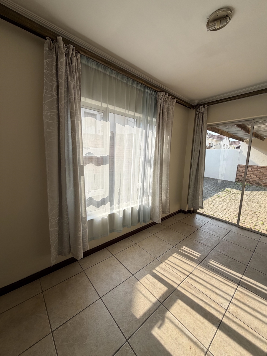 3 Bedroom Property for Sale in Beacon Bay North Eastern Cape